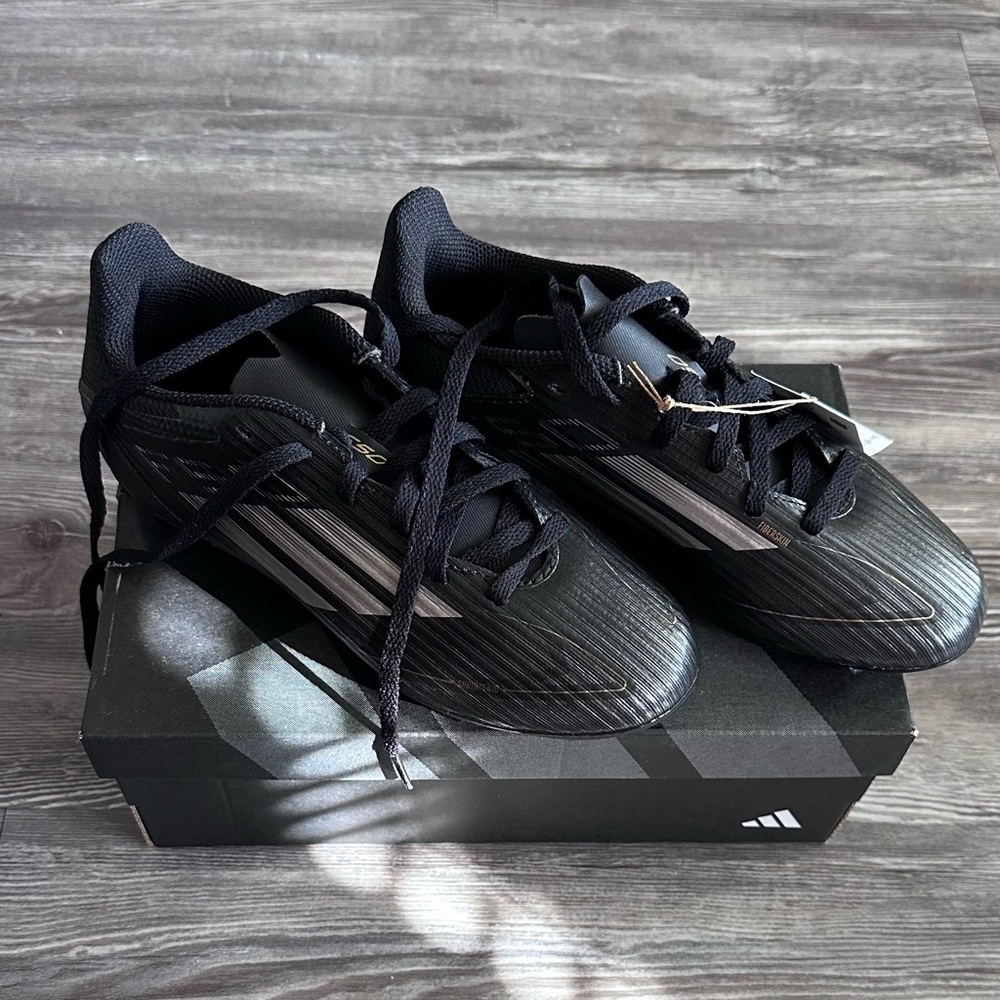 adidas Kids' F50 League FG Soccer Cleats
